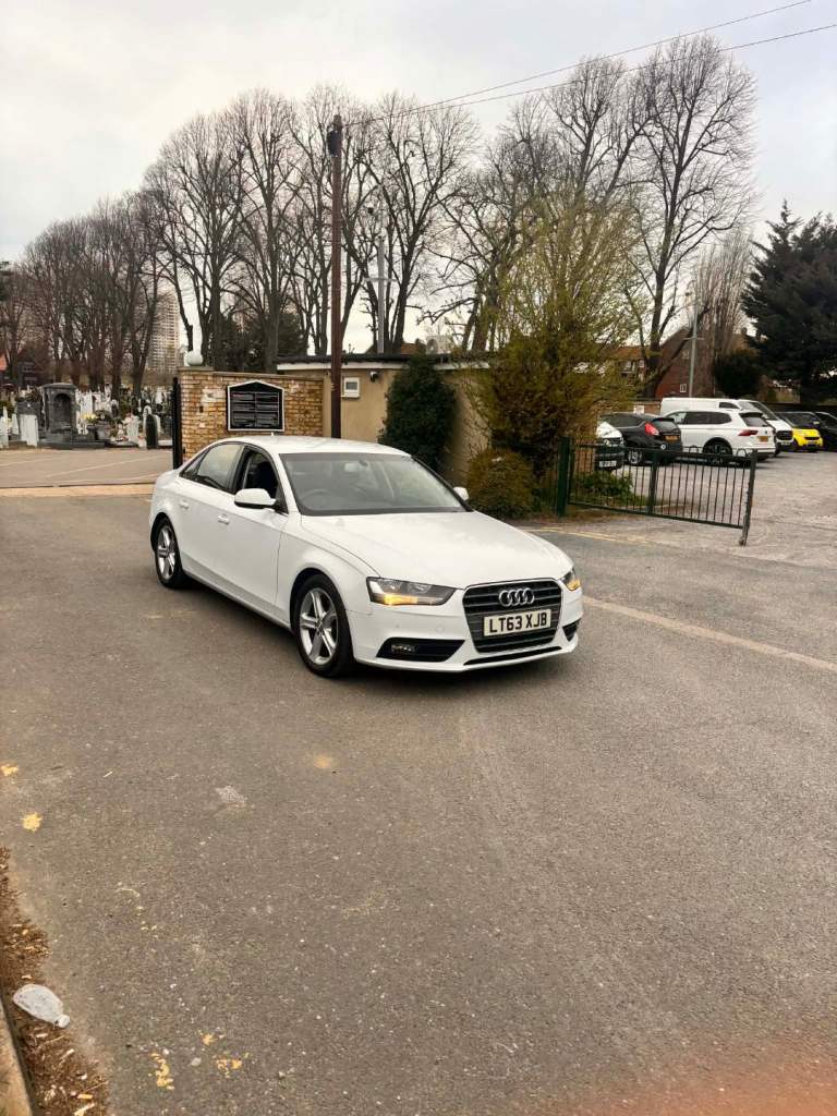 Audi, A4, Saloon, 2013, Manual, 1968 (cc), 4 doors