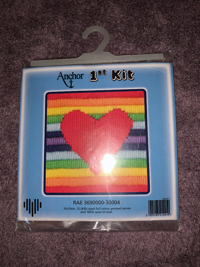 Unused Anchor 1st Long Stitch Rainbow Heart Sewing Kit IP1