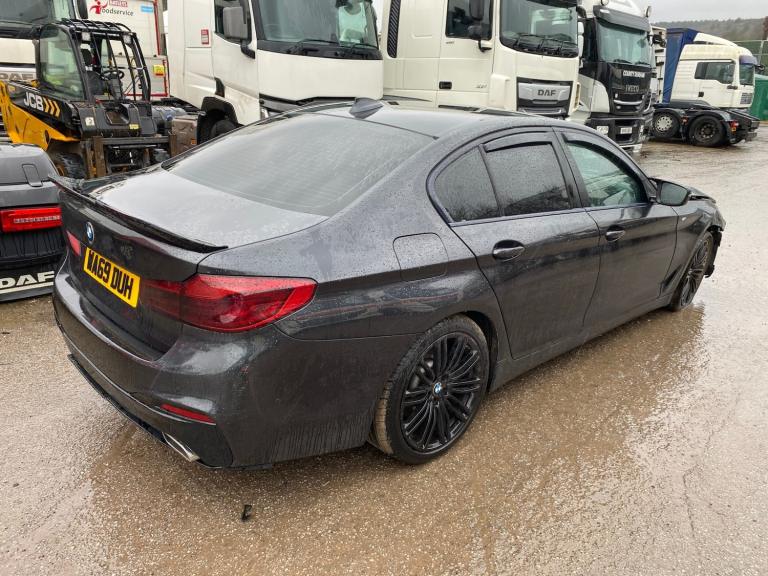 2019 BMW 5 SERIES 530I SPORT 2.0 AUTO DAMAGED SALVAGE REPAIRABLE