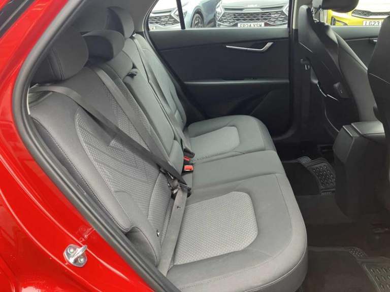 2024 Kia Niro 1.6 GDi 127 Hybrid 2 Nav 5dr DCT ESTATE PETROL/ELECTRIC Automatic