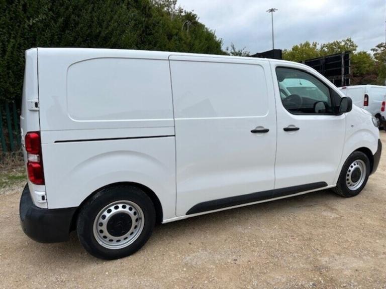 2022 Citroen Dispatch 1.5BlueHDi 1000 ENTERPRISE PRO M SWB 100PS Medium Van Diesel Manual
