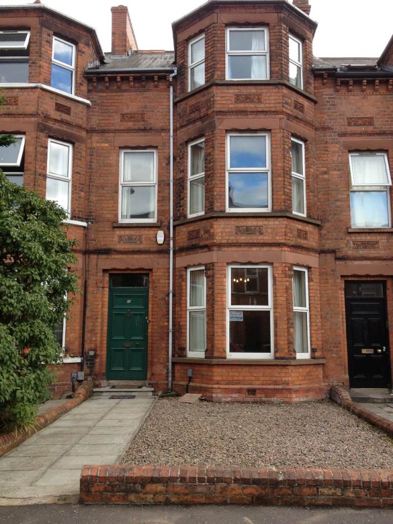 House with Double Rooms Available for Rent - 90 Malone Avenue Belfast