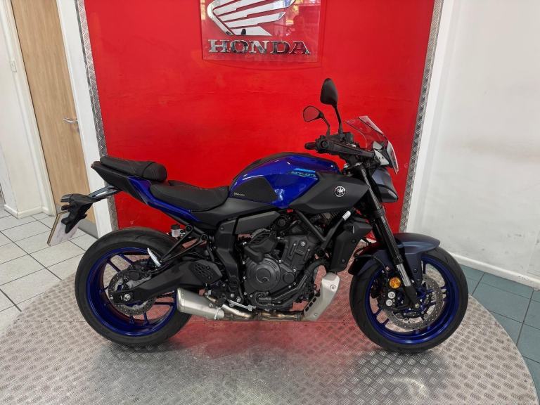2026 '26' Yamaha MT-07 Y-AMT