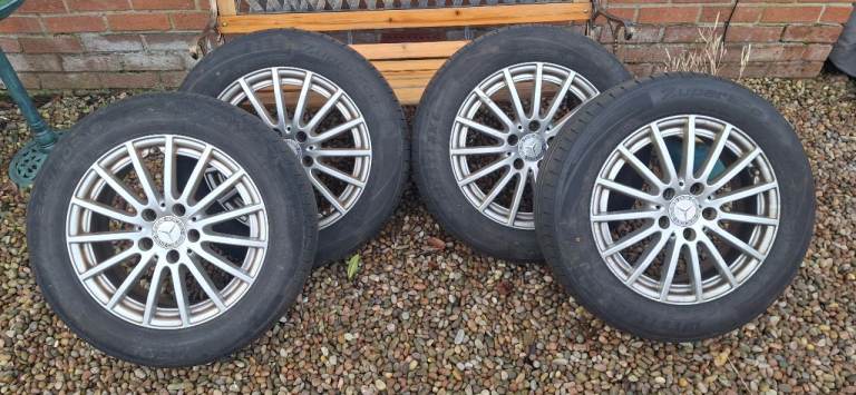 Mercedes C class w205 alloy wheels with tyres