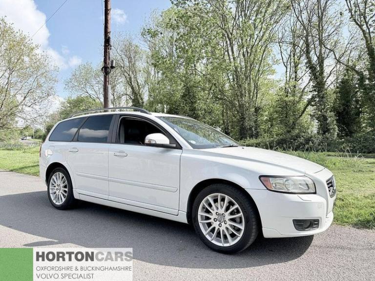  Volvo V50 Se Lux 2.0 Petrol Automatic Estate Petrol Automatic