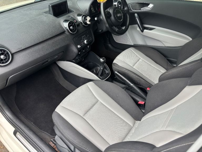 2010 60 PLATE AUDI A1 1.4TFSI SPORT 3DR, HPI CLEAR