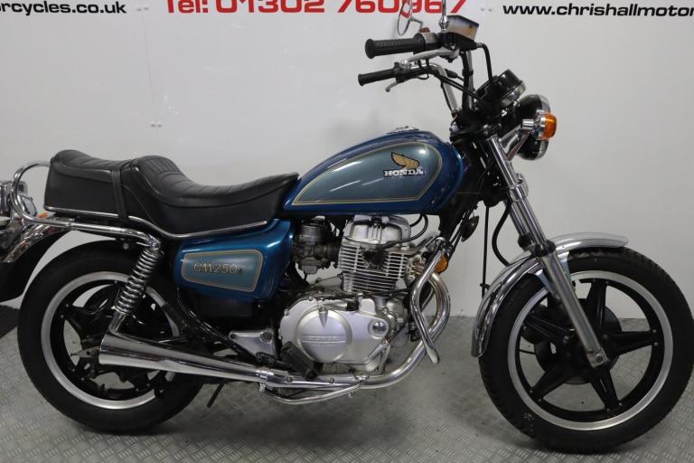 1982 Honda CM250T, Low Mileage. 