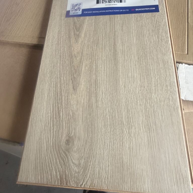 Quick Step Capture Laminate Flooring – Beige, New