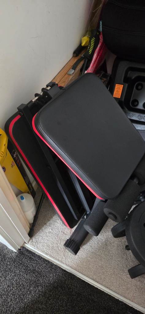 Foldable Weight Bench