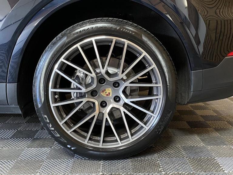 2022 Porsche Cayenne V6 E-Hybrid SUV HYBRID Automatic