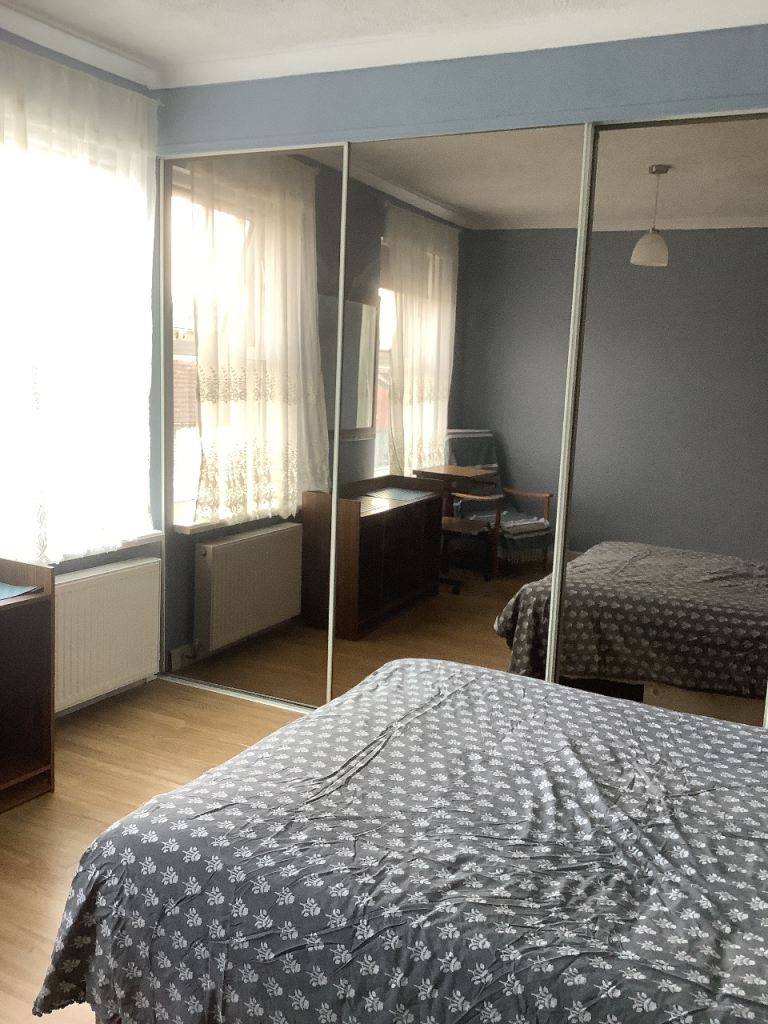 Large double room for rent- Chatham-£125 per week