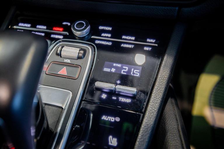 2020 Porsche Cayenne E-Hybrid 5dr Tiptronic S ESTATE PETROL/ELECTRIC Automatic