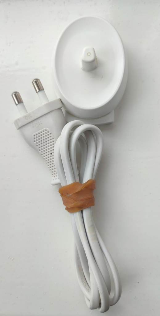 Geniune Braun Oral-B Type 3757 Induction Charging Base