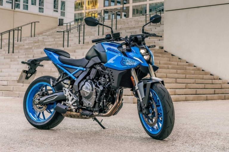 2023 Suzuki GSX 8S
