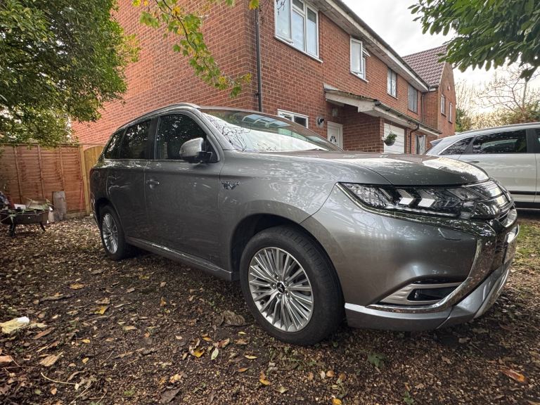 Mitsubishi, OUTLANDER, Estate, 2019, Other, 2360 (cc), 5 doors