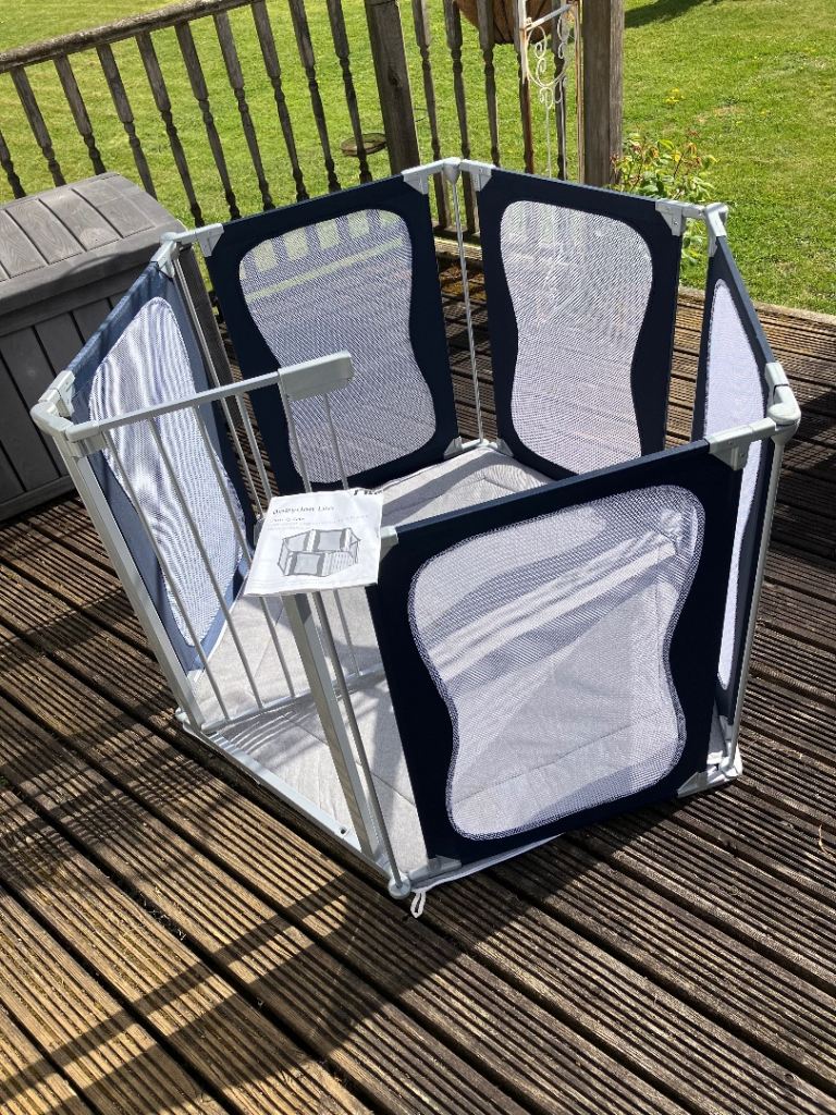 Playpen - Mothercare Babyden Lite