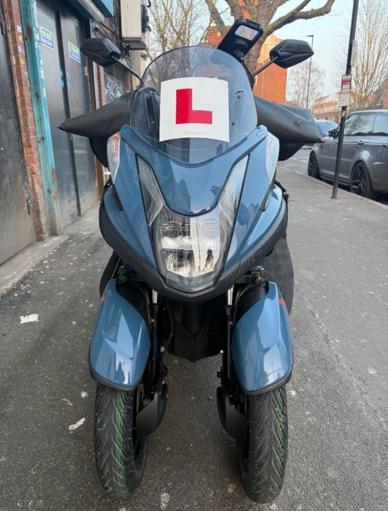 2024 Yamaha Tricity 125 | 1 Owner | 11k Miles | New Tyres | Heated Grips + Extras