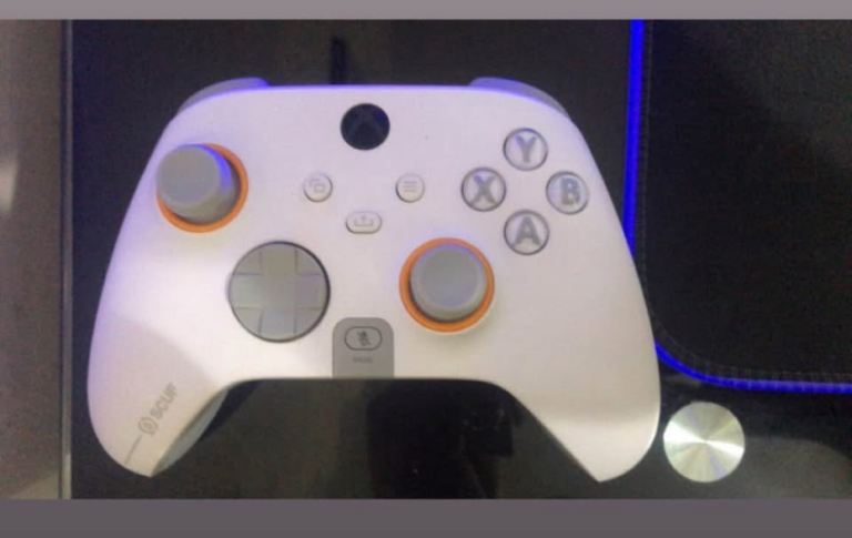 Scuf Instinct Pro Xbox Controller