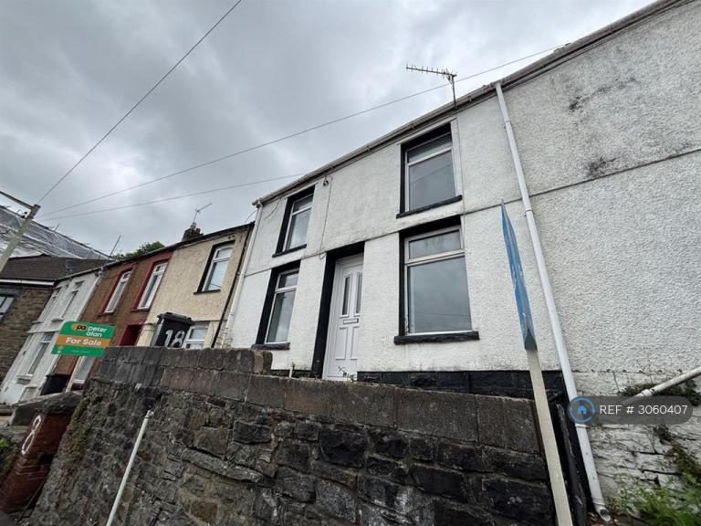 2 bedroom house in Cardiff Road, Merthyr Tydfil, CF48 (2 bed) (#3060407)
