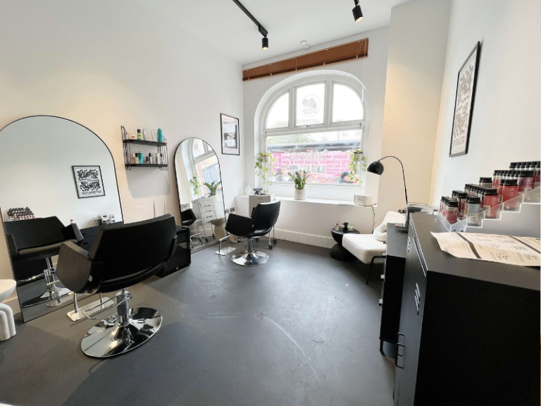 Beauty Salon | Wellness Studio | Therapy Room to Rent In Leyton E10