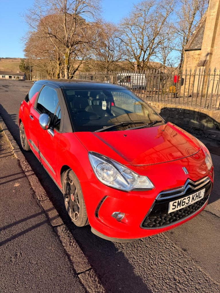 Citroen, DS3, Hatchback, 2014, Manual, 1560 (cc), 3 doors