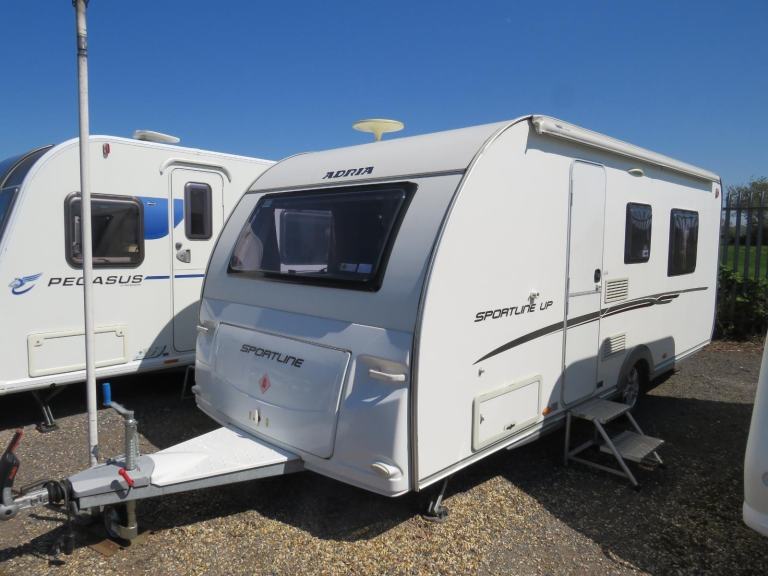 Adria Altea Sportline UP 532 Trent Rear Island Bed 4 berth