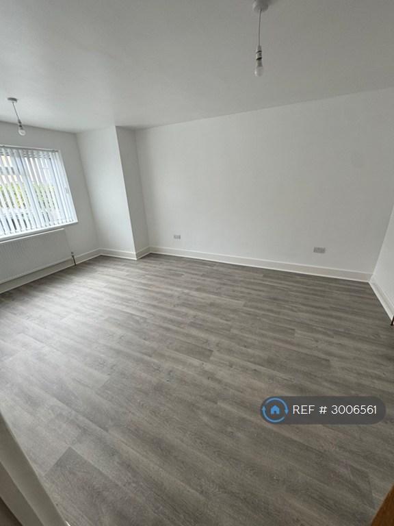 4 bedroom house in Hunters Square, Dagenham, RM10 (4 bed) (#3006561)