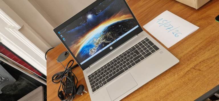 Warranty 15.6" Business multimedial HP laptop Core i5 16GB 256GB Windows 11 MS Office Computer