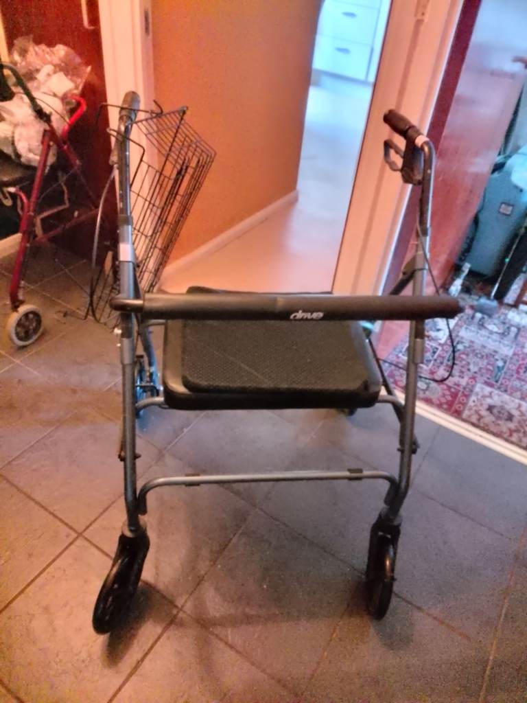 Rollator walker over size bariatric heavy duty