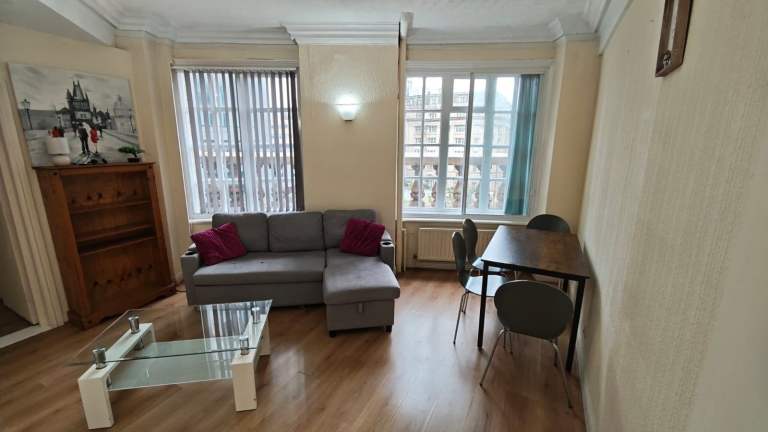 One bedroom flat to let at Manchester, M4