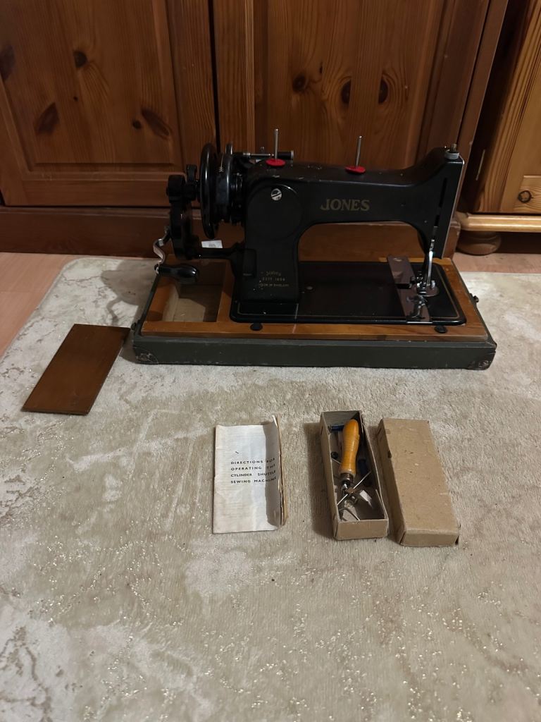 jones family d53a sewing machine