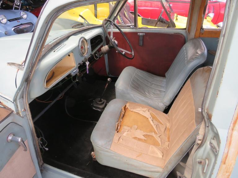 1963 Morris 1100 Traveller winter project Estate Petrol Manual