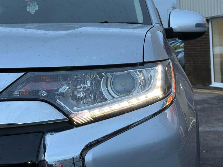 2016 Mitsubishi Outlander 2.2 DI-D GX3 5dr Auto ESTATE DIESEL Automatic