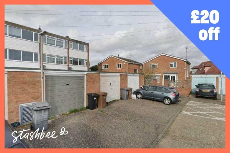 Garage to rent in Chelmsford (CM1) | Stashbee