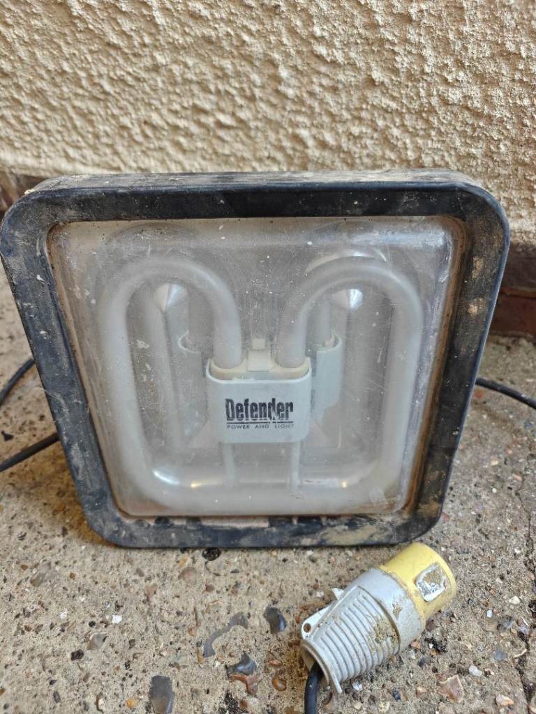 Defender 110V 38W Fluorescent Task Floor Light / Site Work Light