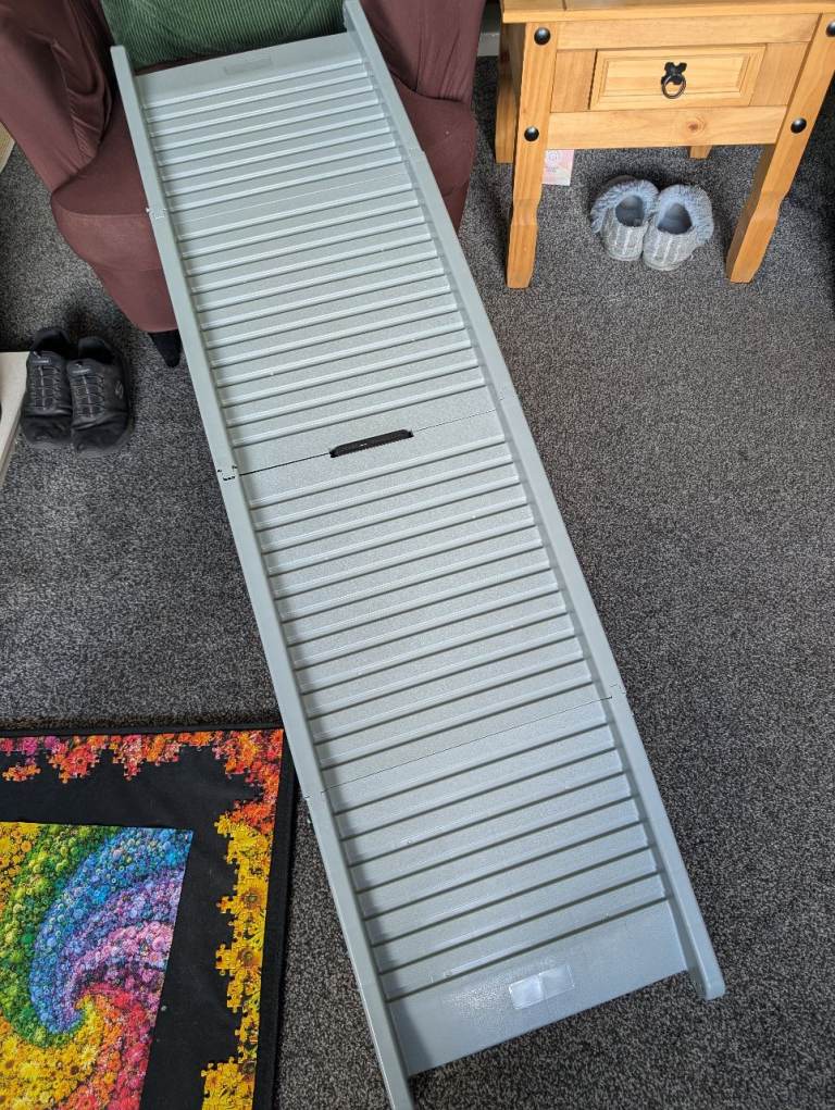 Rosewood car ramp