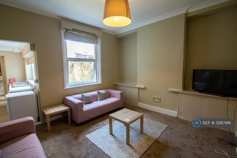 5 bedroom house in Norris Street, Preston, PR1 (5 bed) (#3067416)