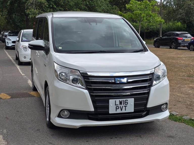 2016 Toyota Noah 1.8 Petrol Hybrid Automatic 69500 miles MPV Hybrid Electric Automatic
