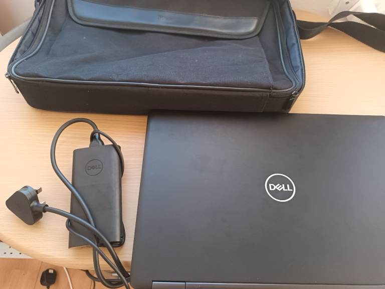 Dell Latitude 5590 Laptop windows 11 pro Core i5-6440HQ-16 GB Memory 500 GB Storage