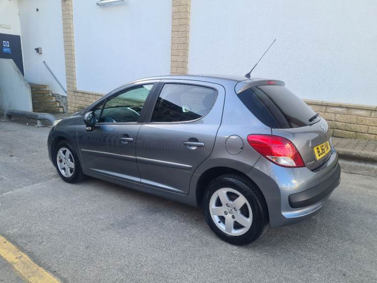 2011 61 PEUGEOT 207 1.4 HDI £20 TAX [NAV] DIESEL CHEAP BARGAIN +LONG MOT SPORTIUM audi a1 tdi