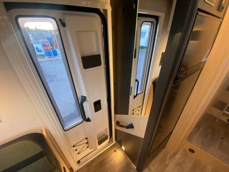 2025 SUNLIGHT T68 XX EDITION 4 BERTH MOTORHOME