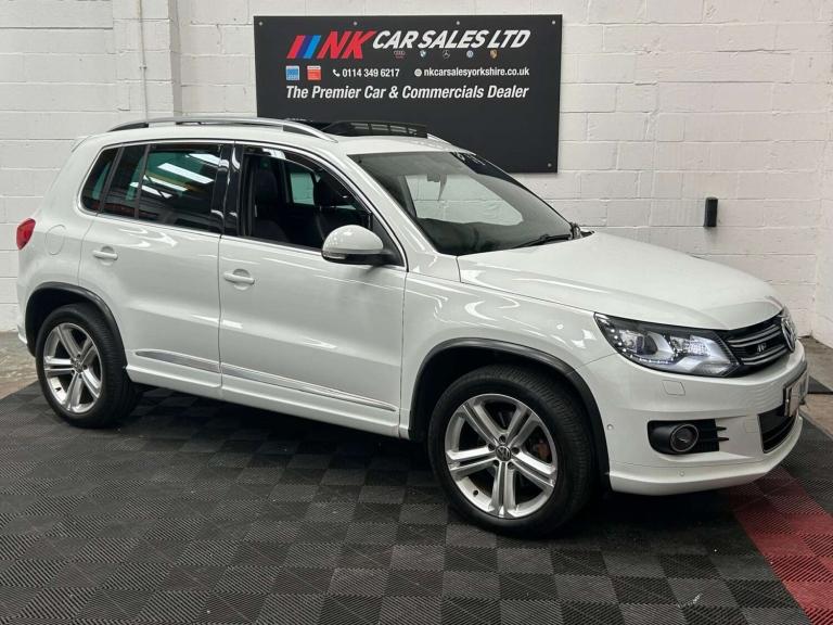 2015 Volkswagen Tiguan 2.0 Tiguan R-Line Edition TDI BlueMotion Technology 4Motion Semi-Auto 4WD ...