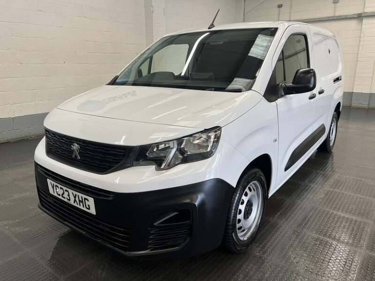 2023 Peugeot Partner 950 1.5 BlueHDi 100 Professional Premium + Van PANEL VAN DIESEL Manual