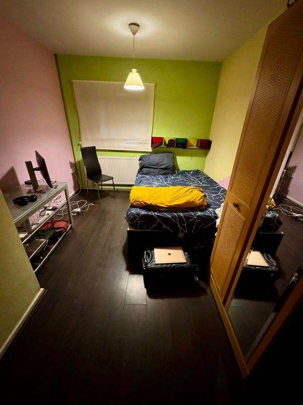SPACIOUS DOUBLE ROOM, BILLS INCLUDED!