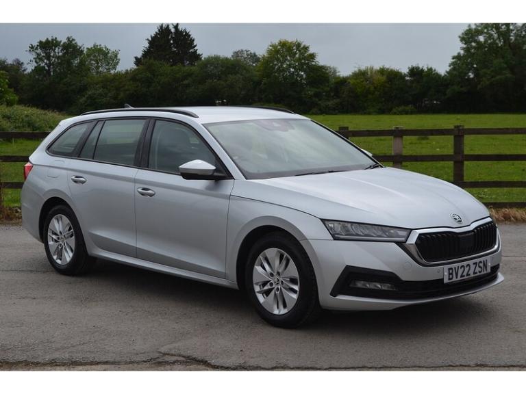 Skoda Octavia TSI ACT SE Technology Estate Petrol Manual