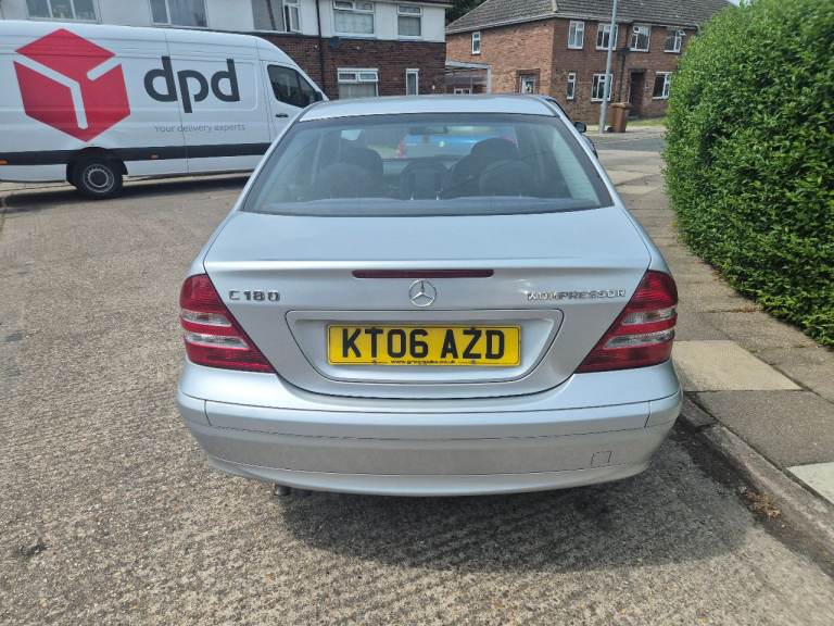 MERCEDES C180 AUTOMATIC 4 DOOR LONG MOT GOOD HISTORY