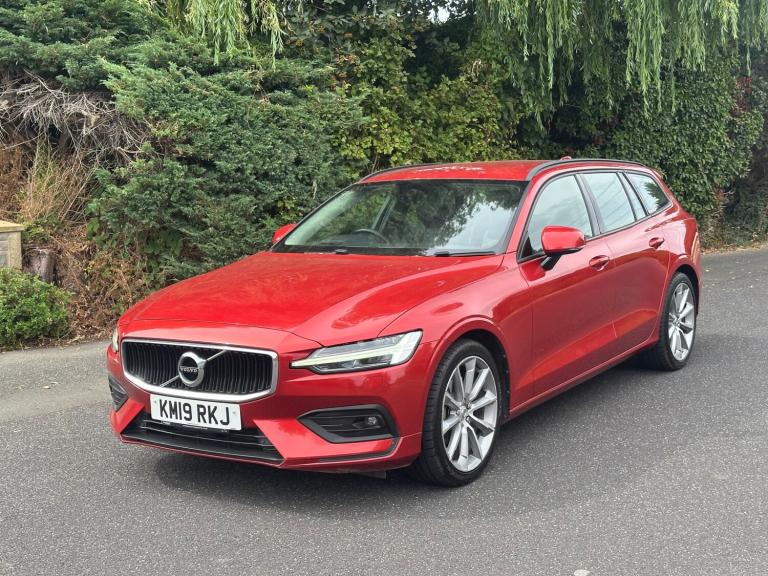 2019 Volvo V60 2.0 D4 [190] Momentum Pro 5dr ESTATE Diesel Manual