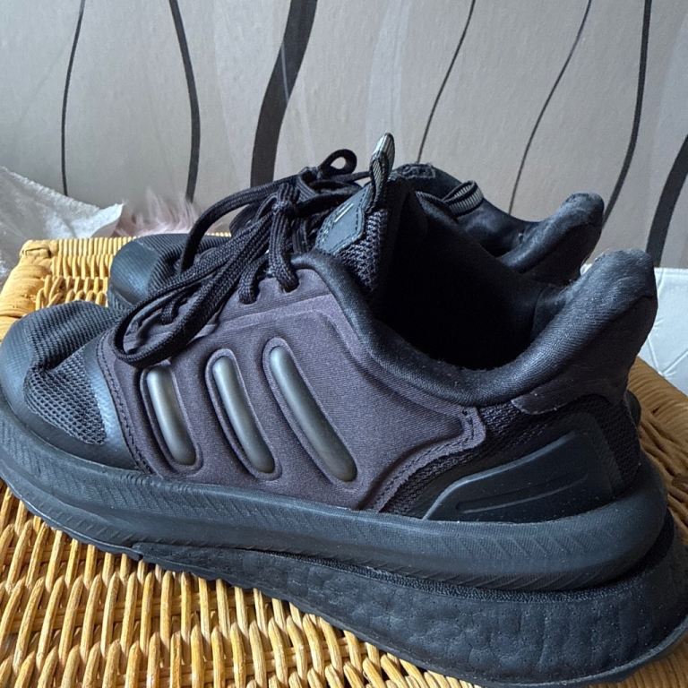 Adidas Black Trainers UK Size 5 – Good Condition
