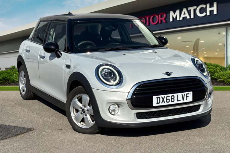 2018 MINI Hatch 1.5 Cooper Classic Euro 6 (s/s) 5dr Hatchback PETROL Manual