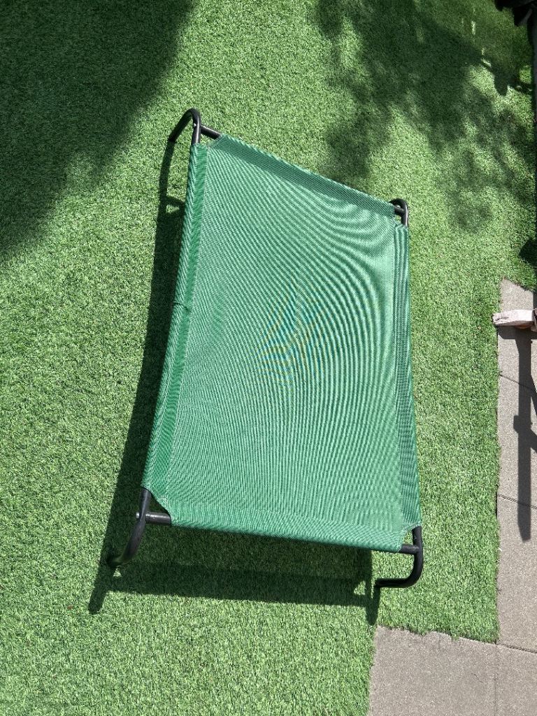 Coolaroo elevated dog bed 